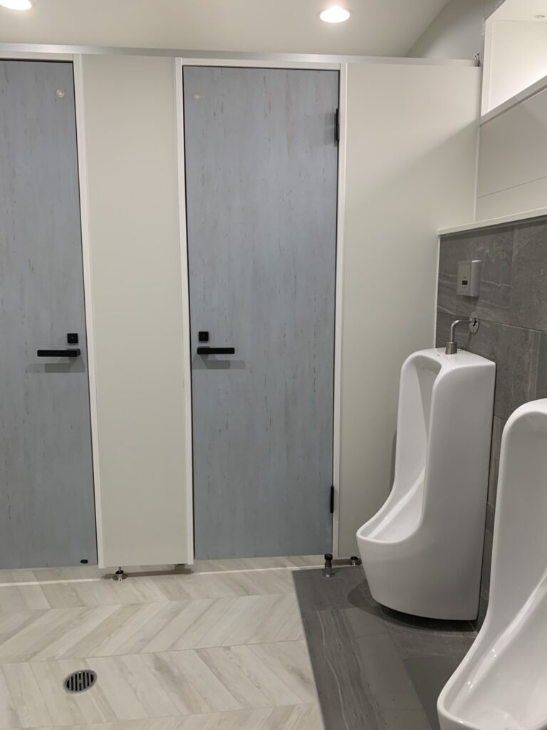 トイレのリフォーム、アフター画像